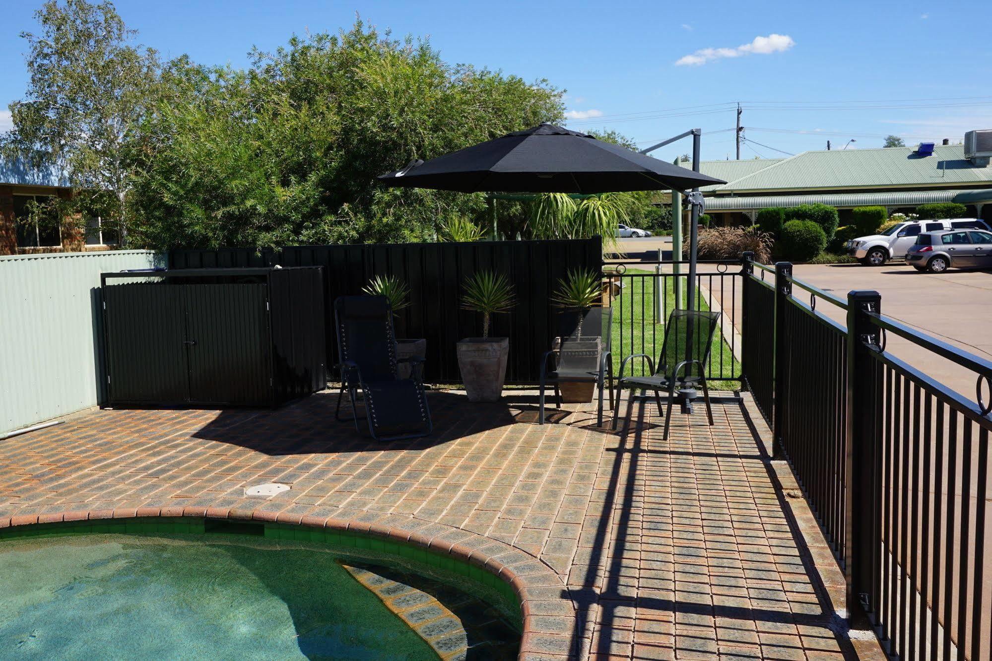 Lincoln Cottage Motor Inn Wagga Wagga Exterior foto